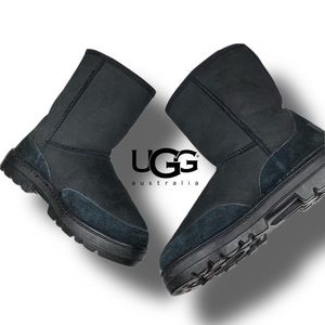 UGG Ultra Short Black Women’s Boot!